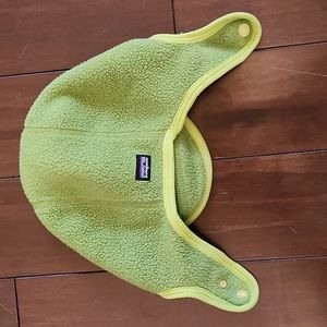 Baby Patagonia winter hat 0-3M